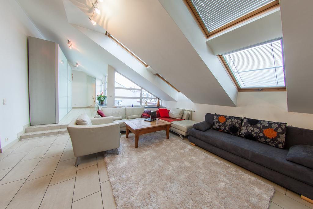 Mansard Apartment Antonovicha 4 Kiev Dış mekan fotoğraf